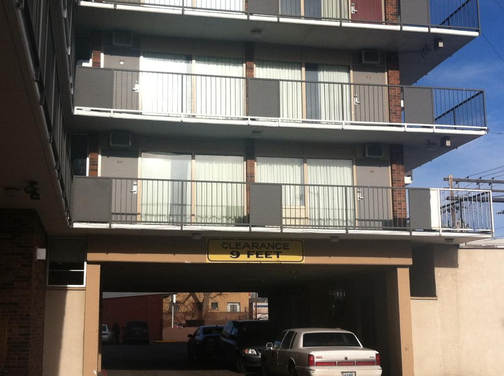 Central Plaza Hotel Cheyenne Exterior photo